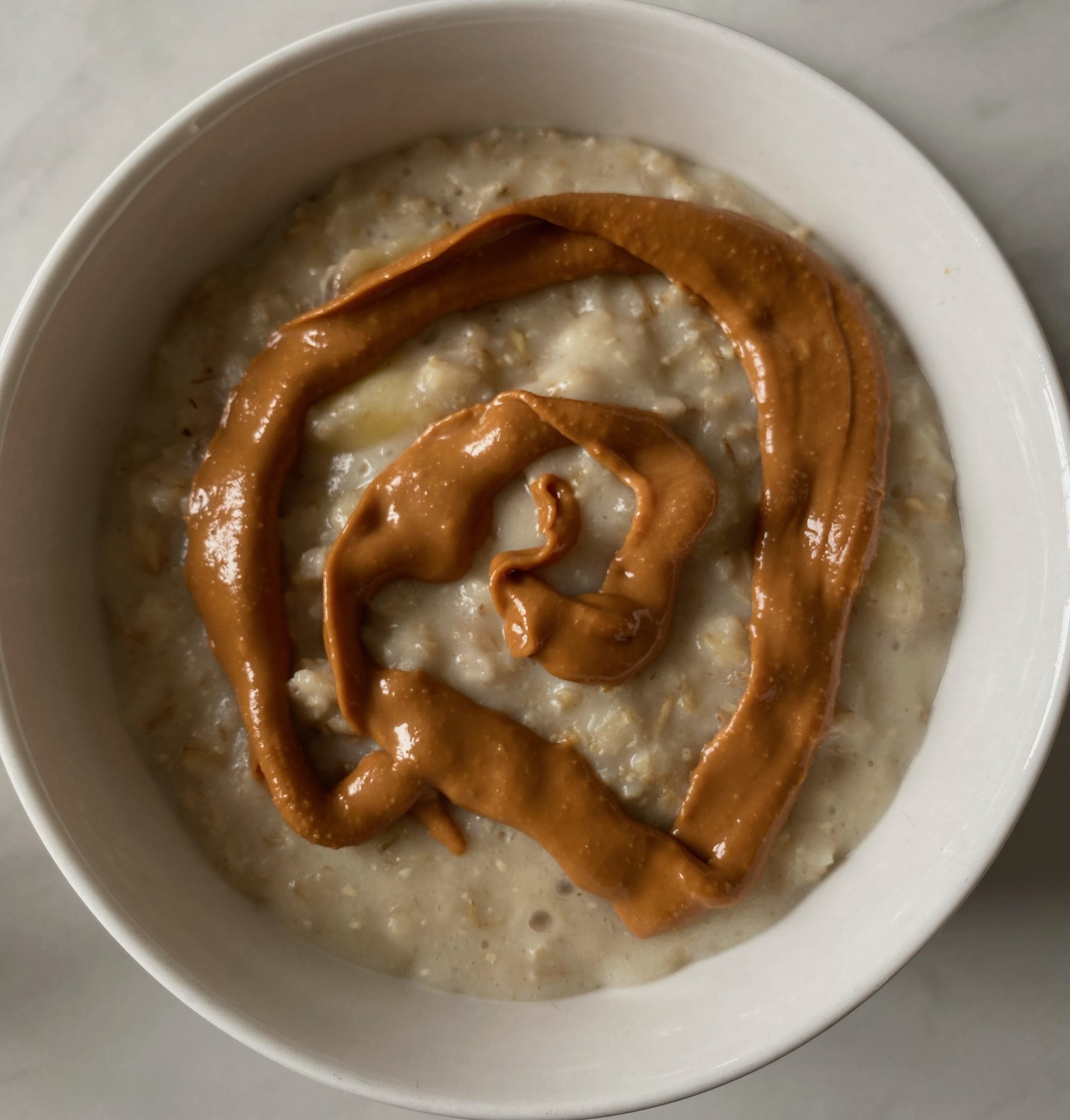 Banana and peanut butter porridge