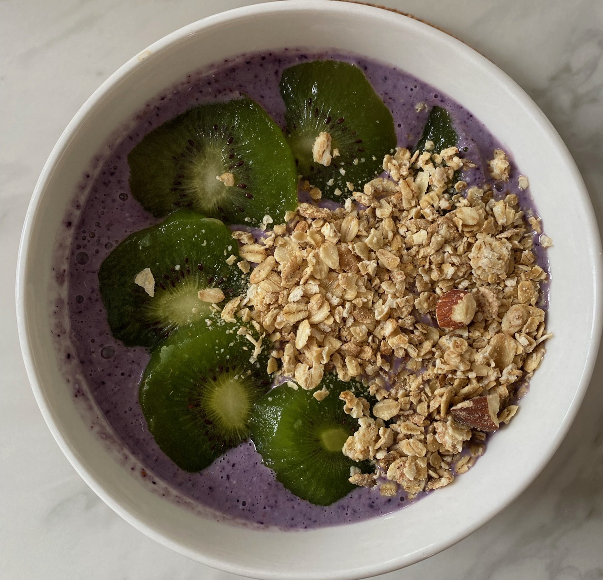 Blueberry smoothie bowl