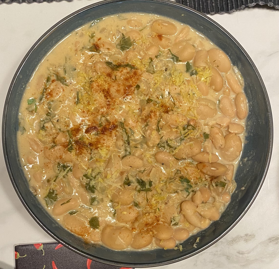 Creamy lemon and herb white beans