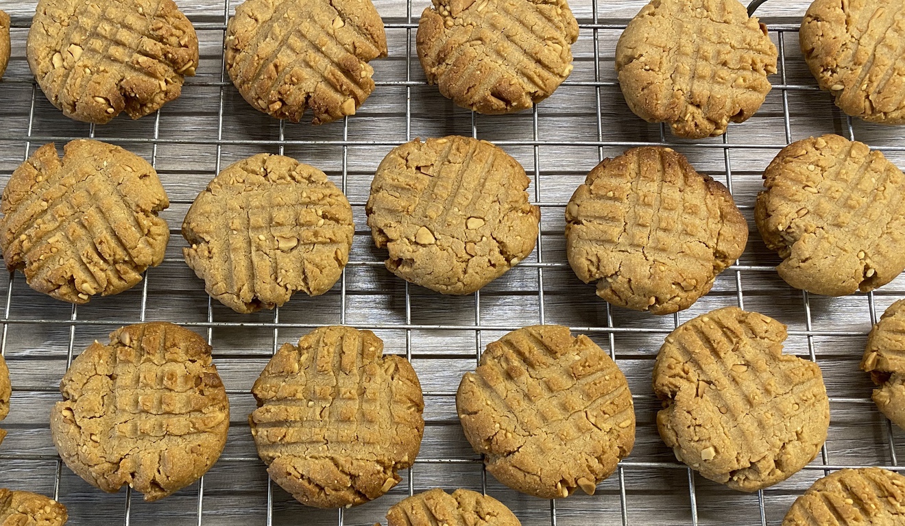 Crunchy peanut butter cookies