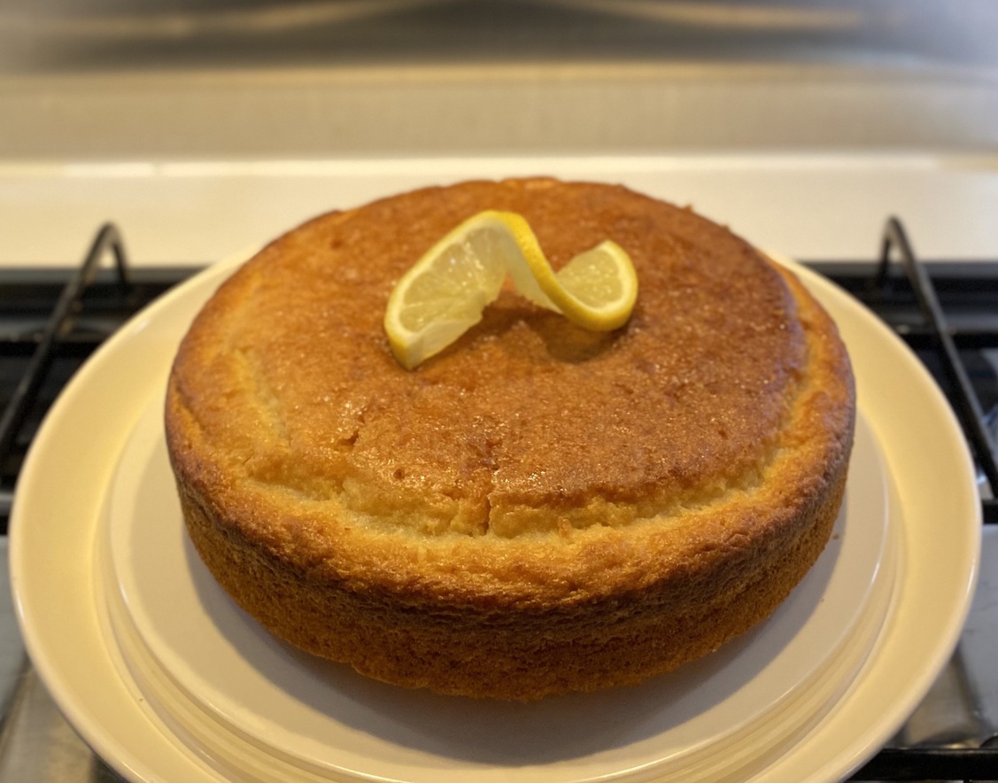 Lemon drizzle cake