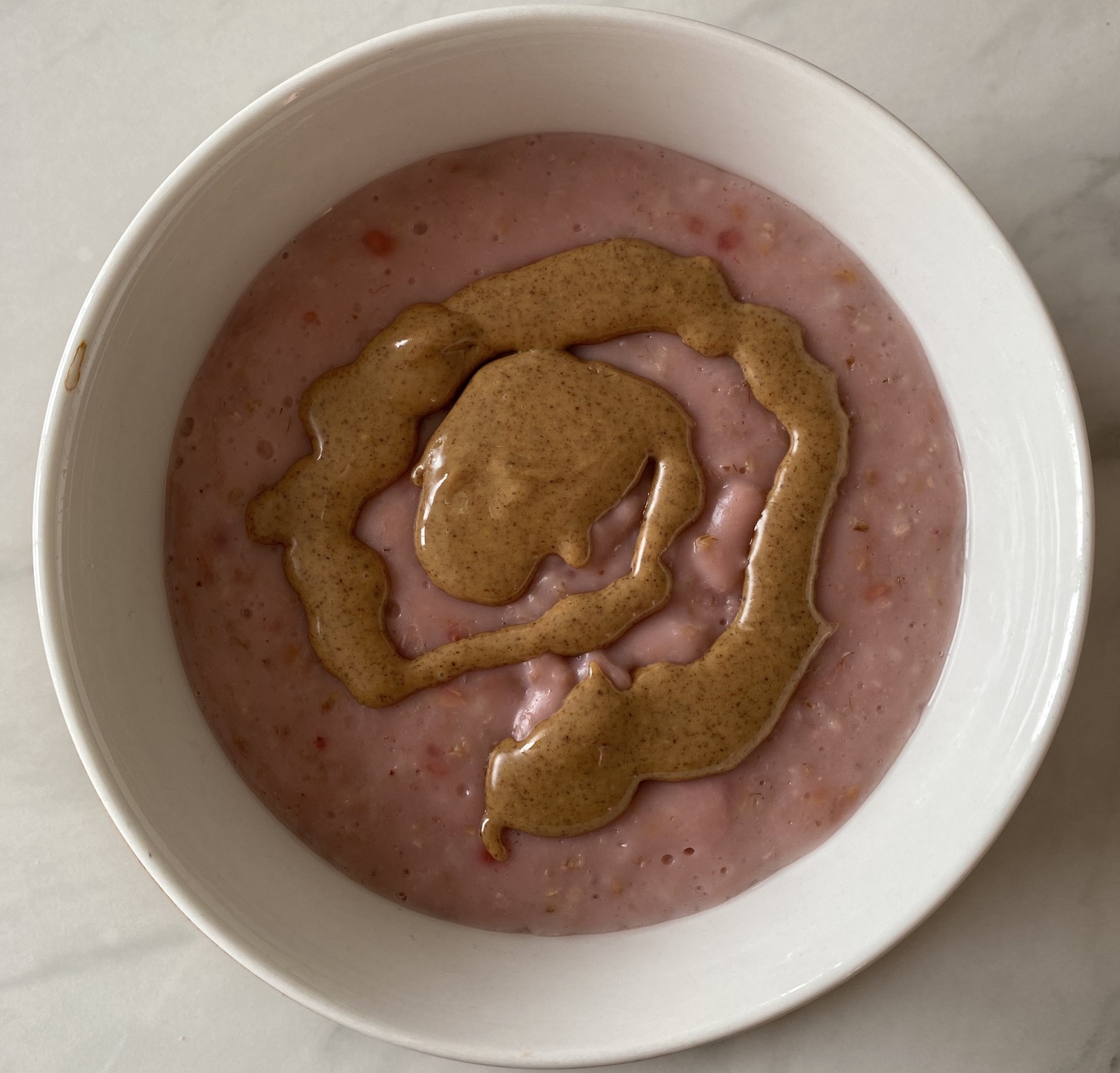 Raspberry and cinnamon porridge