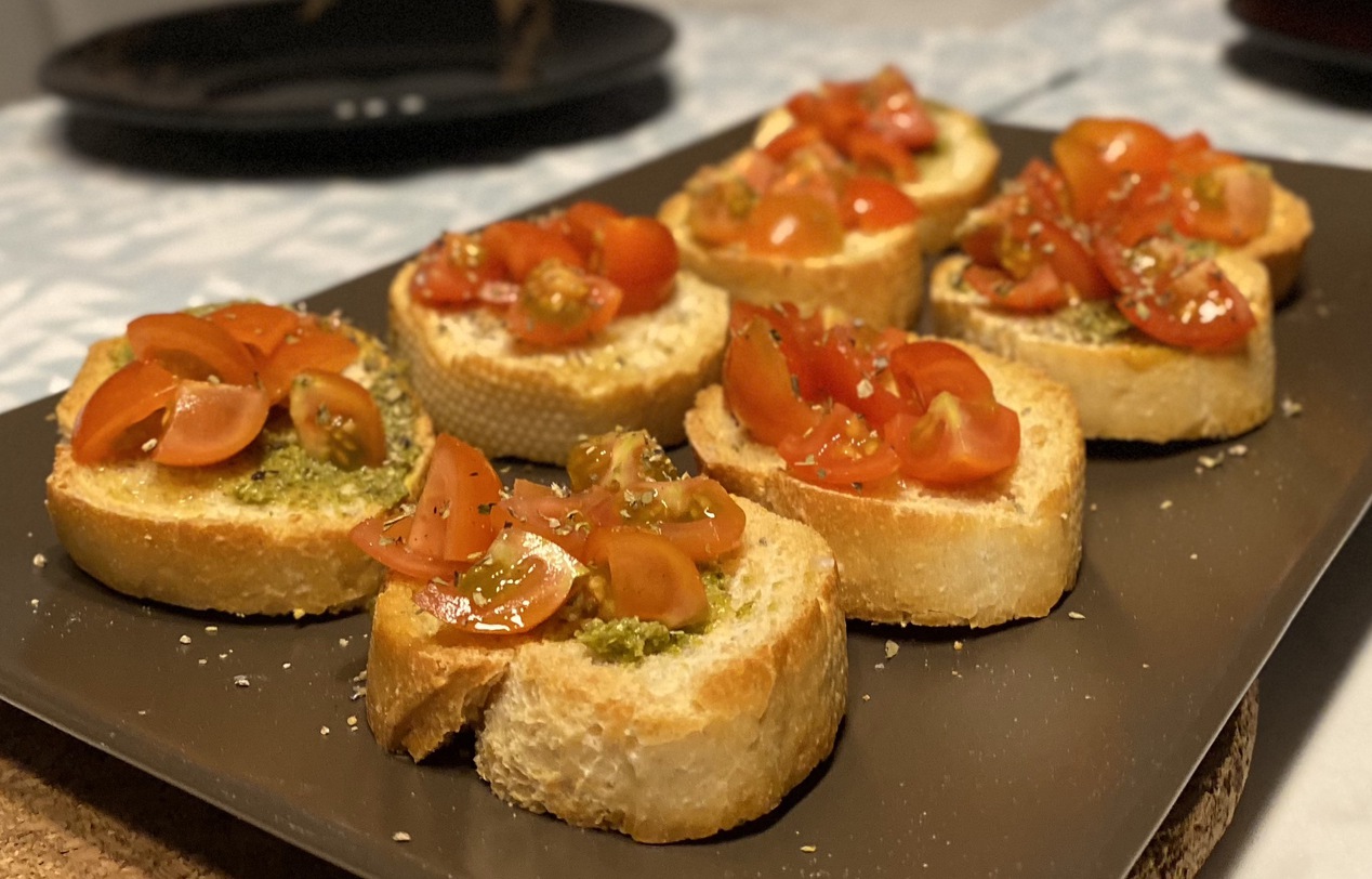 Tomato bruschetta